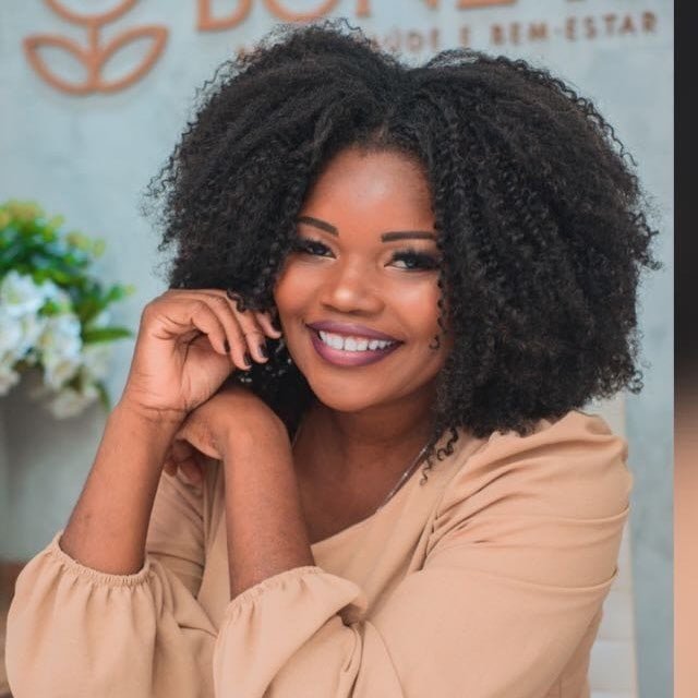 Cristiane Boneta holonyak