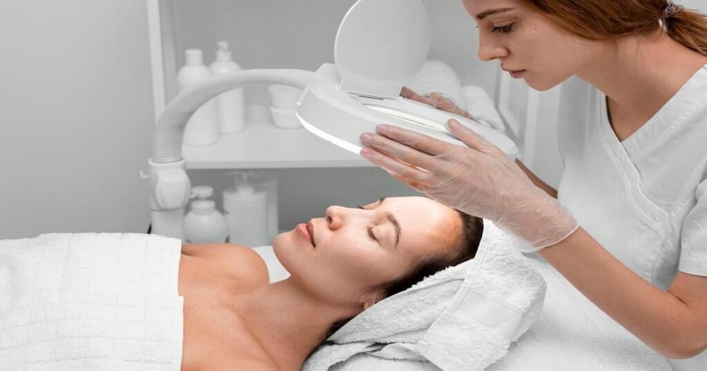 Manutenção facial com tecnologias estéticas